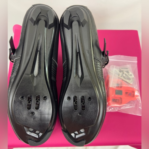 Unisex Black Cycling Shoes Compatible with Delta Cleats  Indoor/Outdoor/Peleton - Picture 6 of 15